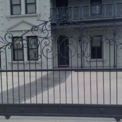 Front Gate Fencing Bulla Melbourne Victoria